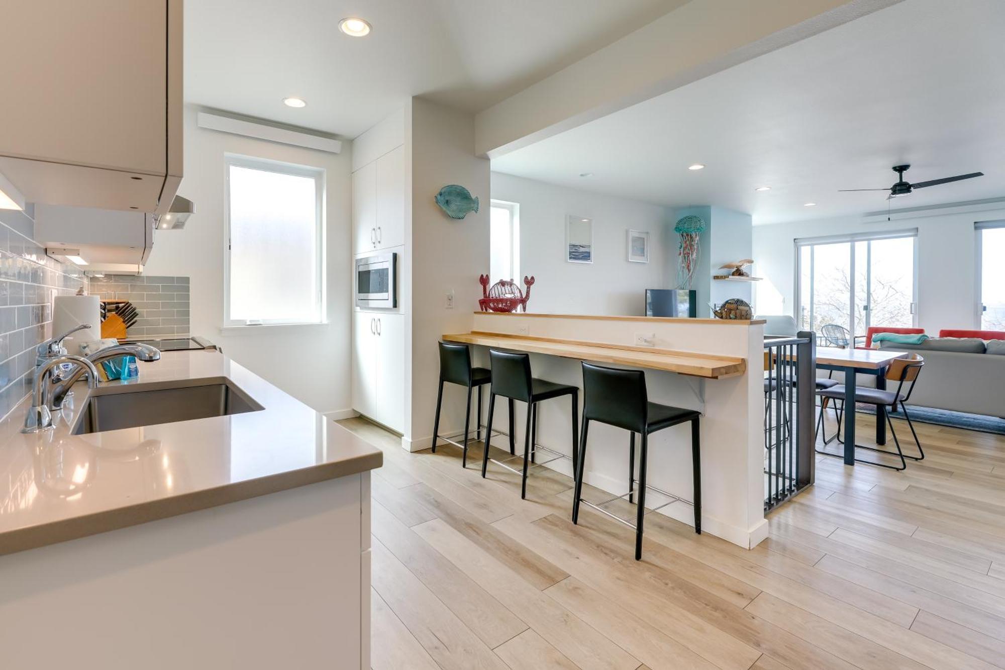 Scenic Depoe Bay Townhome With Deck Less Than 1 Mi To Parks! Exterior foto